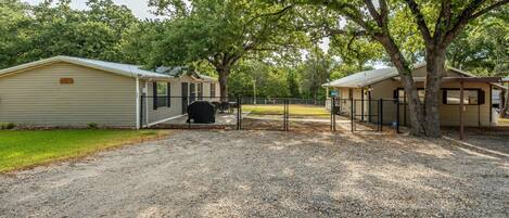 Enceinte de lâhĂ©bergement