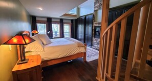 7 bedrooms, desk, iron/ironing board, free WiFi