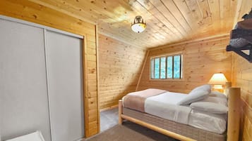 5 bedrooms, free WiFi, bed sheets