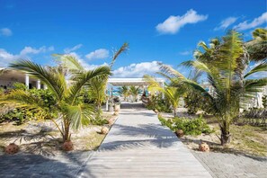 Property grounds - Ocean view apt 2 bedrooms, 2 bathrooms, 2 terraces (Collectivité de Saint-Martin)