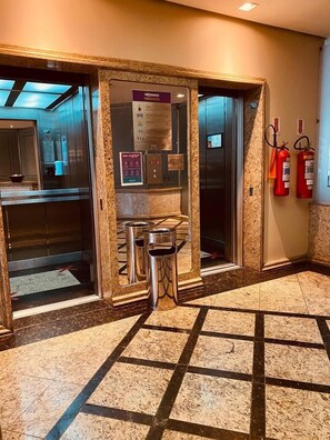 Deluxe Room | Terrace/patio - Apart-Hotel Prinz (Joinville)