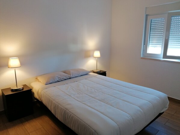 2 Schlafzimmer, Bügeleisen/Bügelbrett, WLAN, Bettwäsche