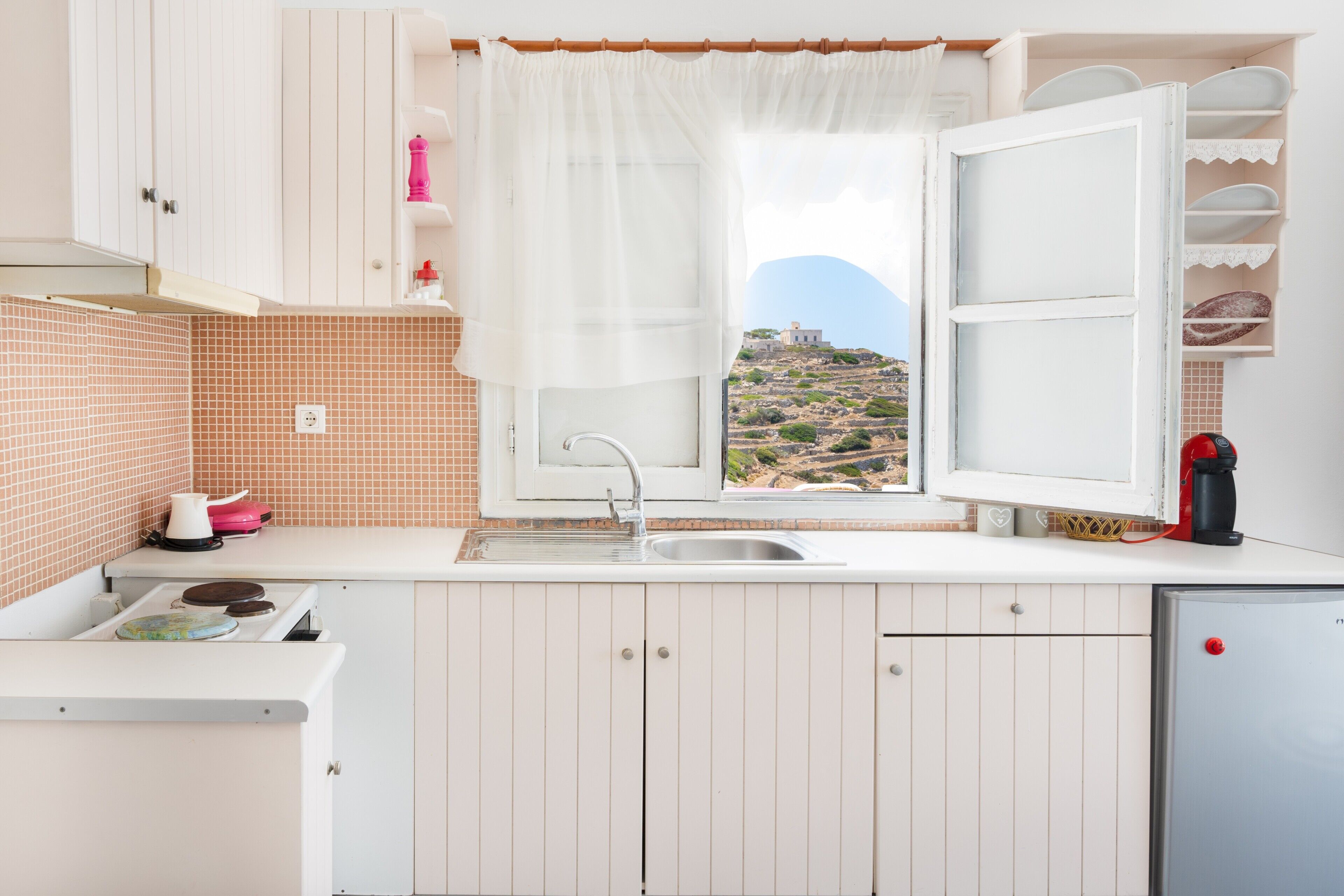 冰箱、炉灶、茶具/咖啡用具、烤面包机