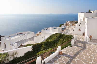 Pet-Friendly Apartment 'Antiparos' with Sea View & Wi-Fi