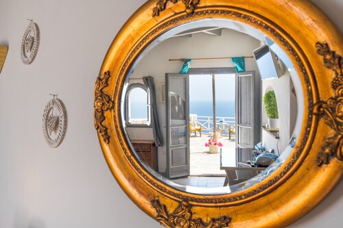 Pet-Friendly Apartment 'Kimolos' with Sea View, Whirlpool & Wi-Fi