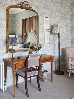 Deluxe Suite | Individually decorated, individually furnished, desk, laptop workspace - Leonardslee House (Horsham)