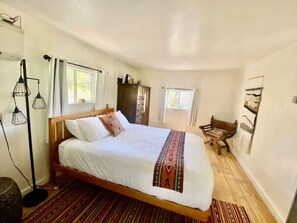 1 dormitorio, escritorio, wifi y ropa de cama