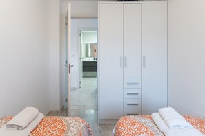 2 camere, ferro/asse da stiro, Wi-Fi gratuito, lenzuola