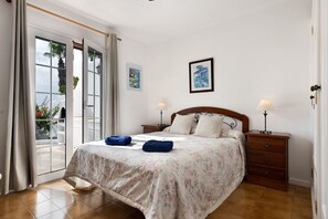 2 Schlafzimmer, Bügeleisen/Bügelbrett, kostenloses WLAN, Bettwäsche