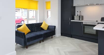 No 1 Luxury Service Accommodation