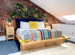 1 slaapkamer, een bureau, een strijkplank/strijkijzer, gratis wifi