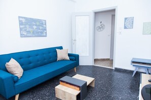 Living area - Beautiful Apartment in Piraeus (Piraeus)