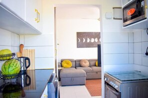 Executive Apartment | Dapur peribadi | Peti sejuk, ketuhar gelombang mikro, ketuhar 