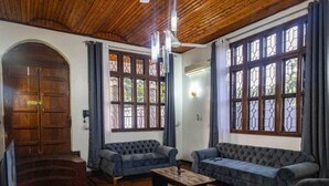 Unclassified image, 3 of 15, button - Coconut House (Fumba)