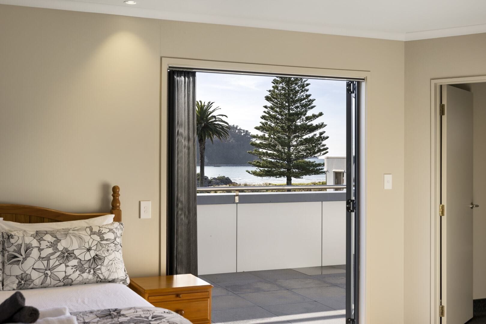 3 bedrooms, iron/ironing board, travel cot, WiFi