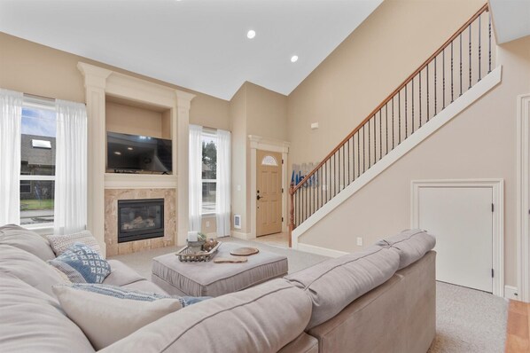 智能電視、壁爐