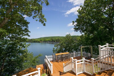 Sunset Cottage on Badin Lake, NC!