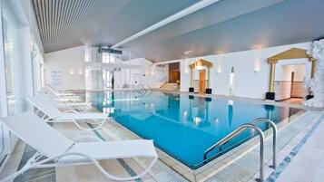 Innenpool, beheizter Pool