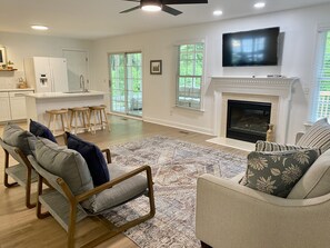 TV connectée, cheminée