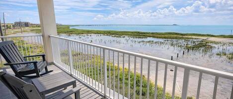 Condo, 3 Bedrooms | Property grounds