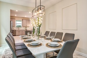 Dining - Last Minute Disney! Private Pool, Hot Tub, Game Room & Themed Bedrooms. Book Now! #32850 (Orlando)