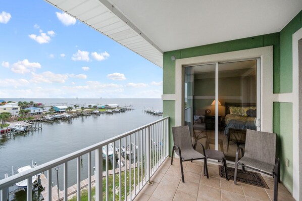 Property grounds - Navy Cove 1405 is a top floor condo on the bay with a fantastic view! (Gulf Shores)