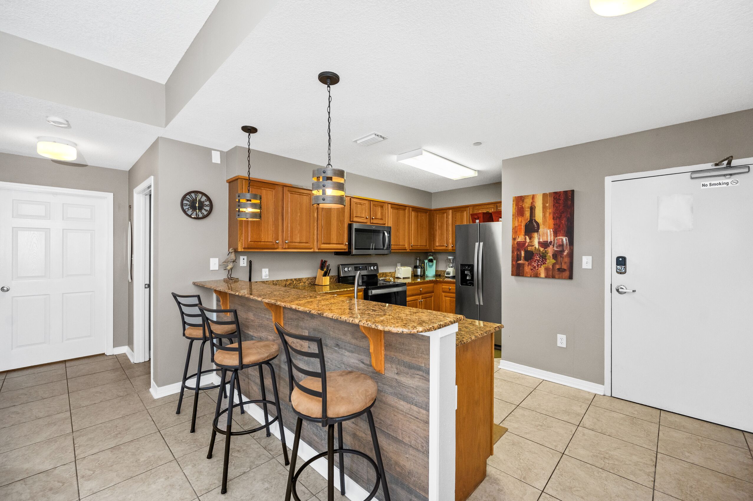 冰箱、微波炉、烤箱、炉灶