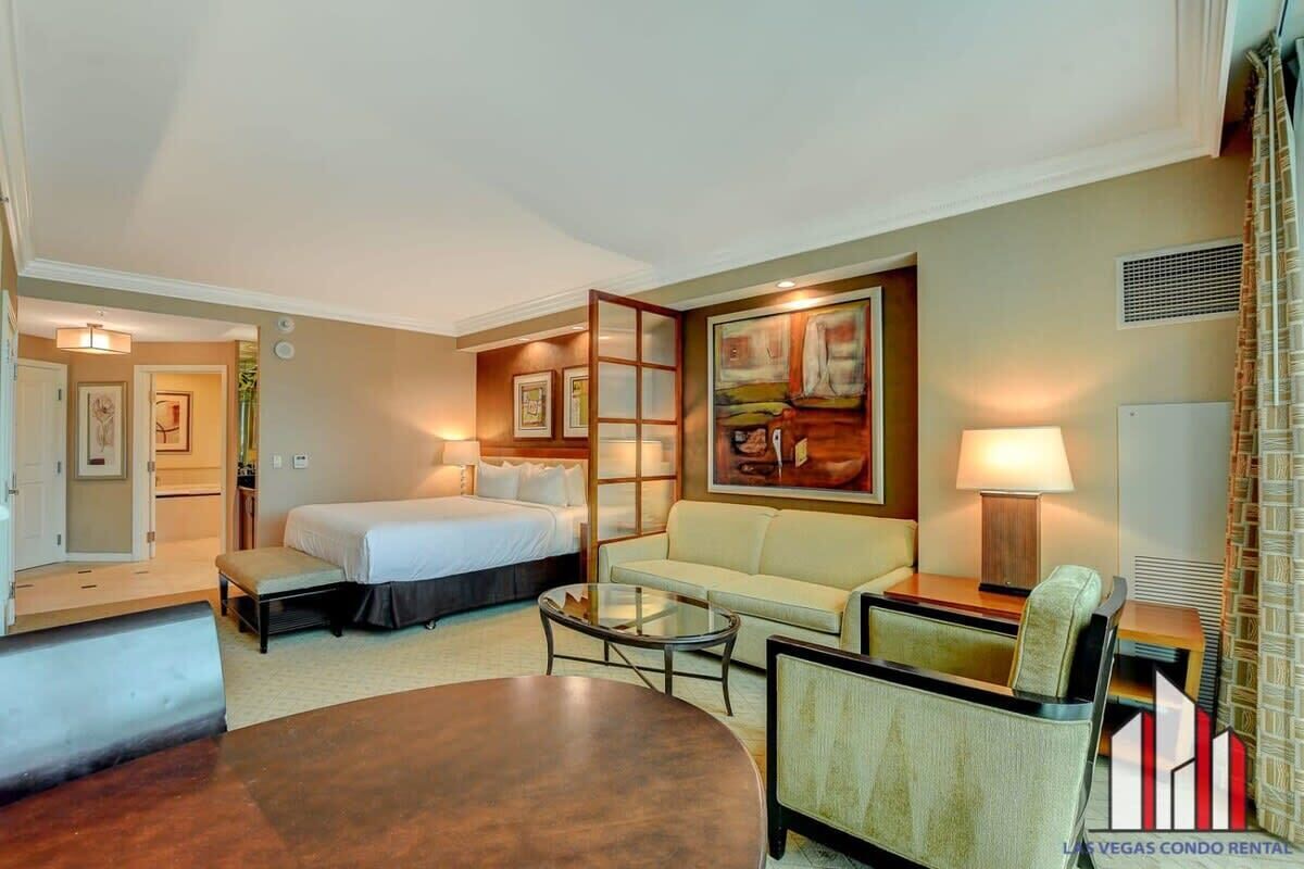 In-room safe, desk, iron/ironing board, free WiFi