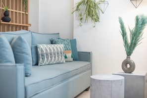 Luxury-Doppelzimmer | Wohnbereich | Smart-TV, Arbeitsbereiche