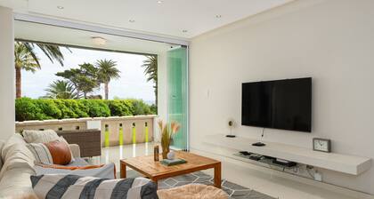 Beachfront Camps Bay Apartment