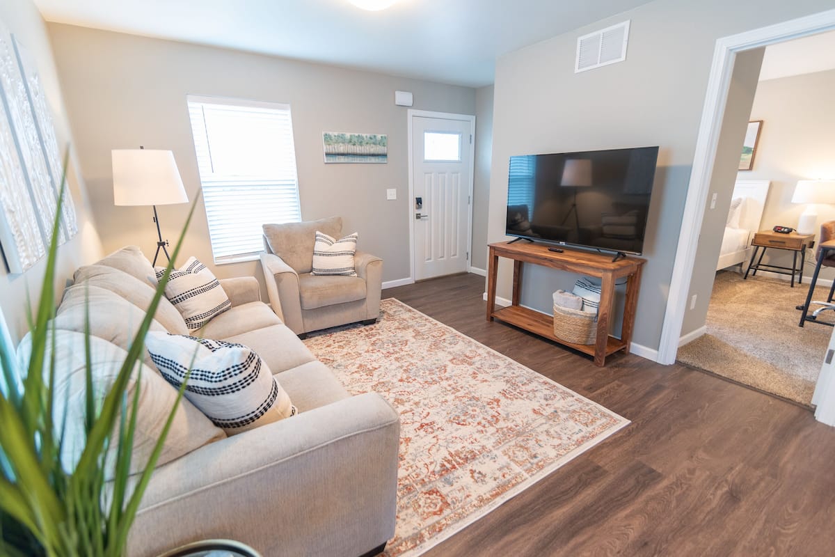 Susitna Suites (6) | Living area | Smart TV, Netflix, Hulu, streaming services