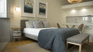 Studio – city, 1 queensize-seng, byutsikt | Senger med Select Comfort-madrass og wi-fi (inkludert)