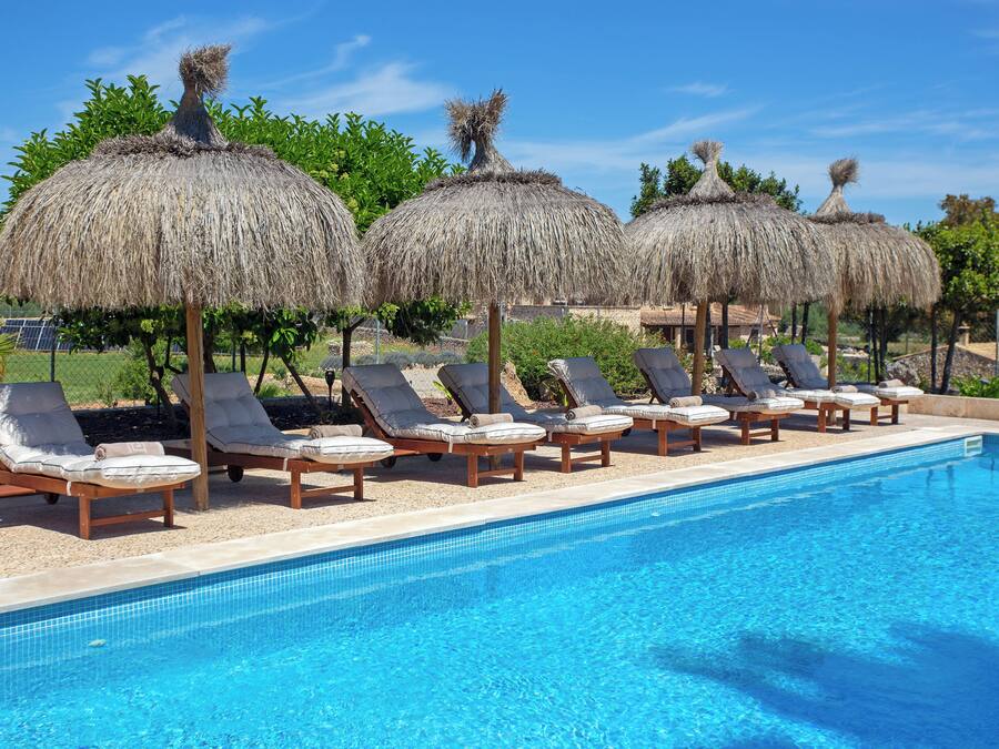 Seasonal outdoor pool