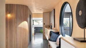 4 chambres, fer et planche à repasser, Wi-Fi, literie fournie