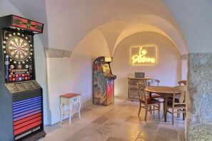 Spielezimmer