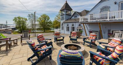 Marc`s Museum at Lak · Marc`s Museum at Lake Barkley