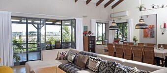 Dream House in Shoresh - A Villa with a view