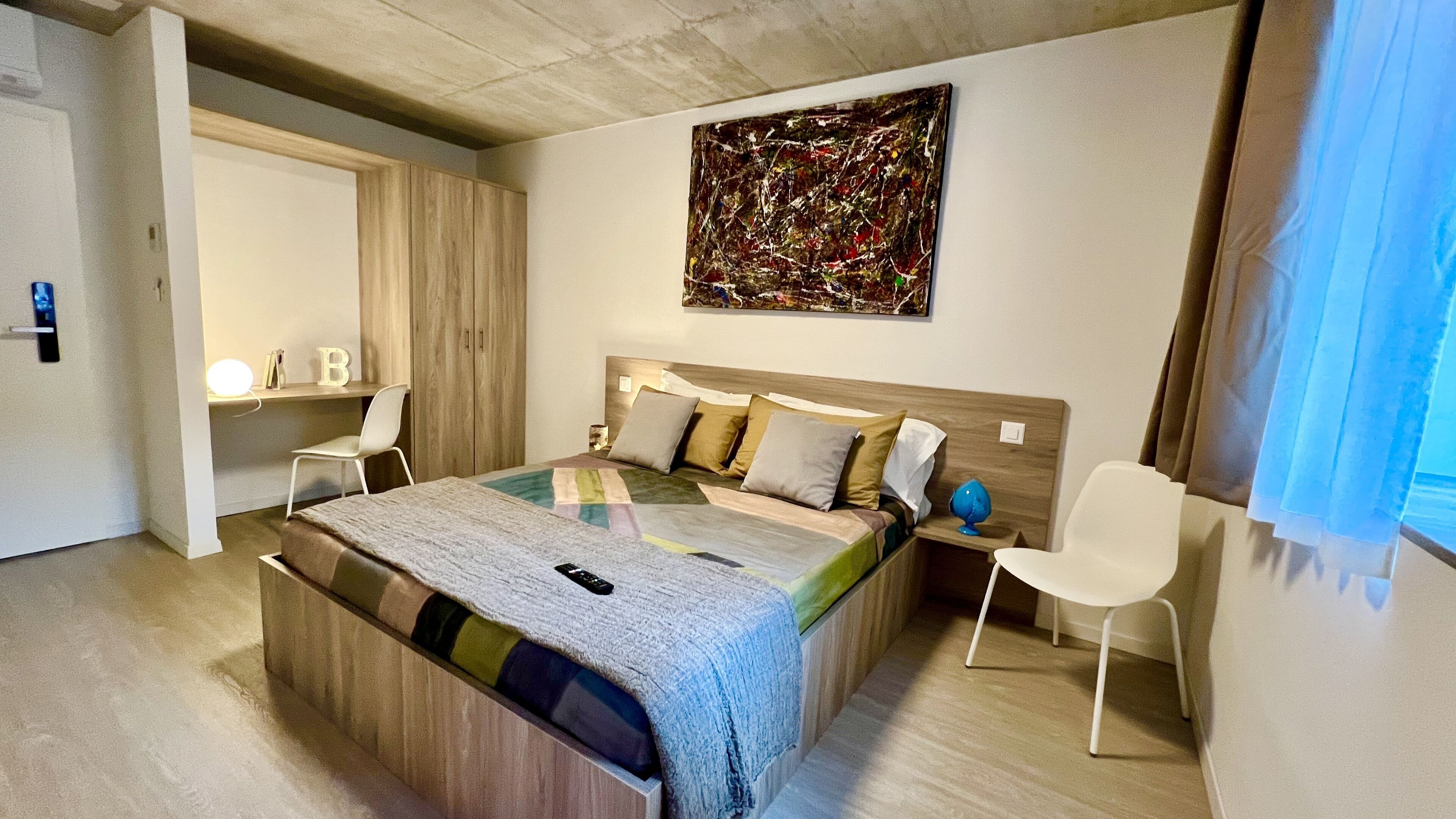 14 camere, una scrivania, Wi-Fi gratuito, lenzuola