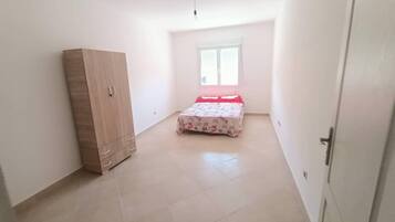 2 bedrooms, bed sheets