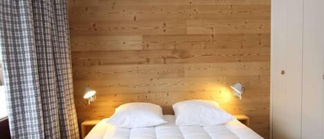 1 chambre, fer et planche à repasser, Wi-Fi