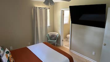 3 soverom, skrivebord, strykejern/-brett og wi-fi (inkludert)