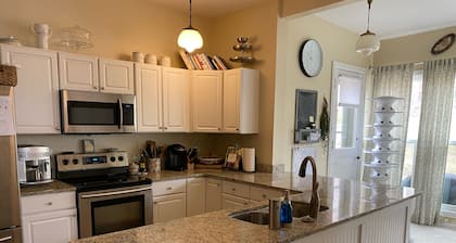 Historic Victorian on the Park