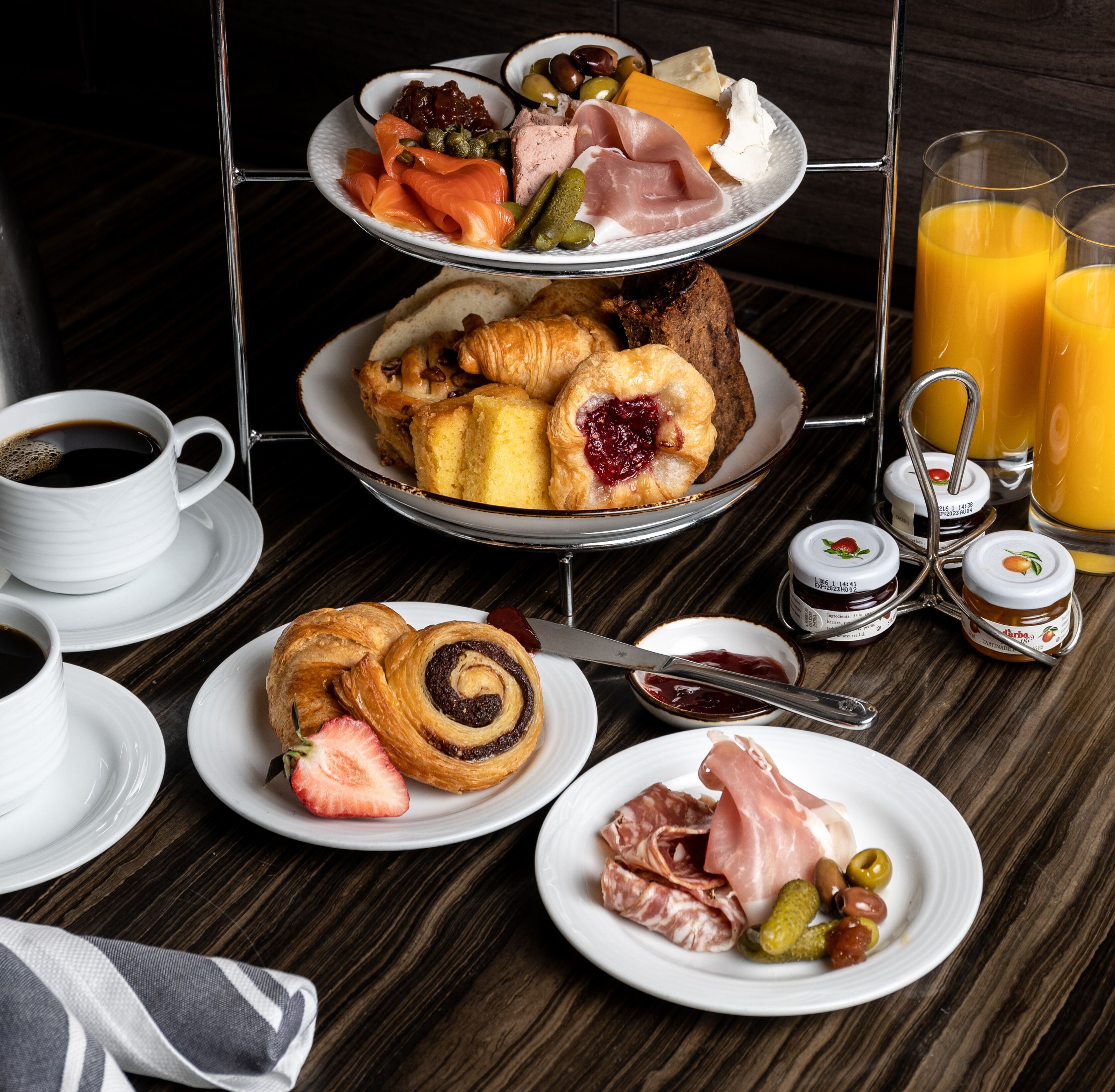 daily full breakfast for a fee