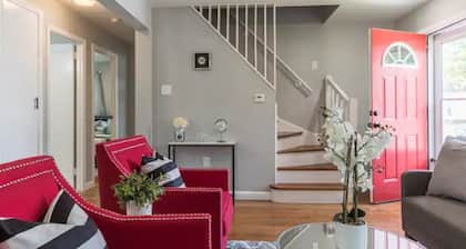 Modern & Cozy Cape | 4 Bedroom House | Central Location