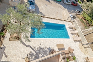 Piscine extérieure