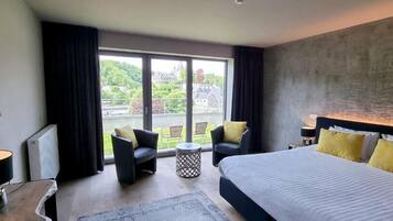 2 bedrooms, free WiFi