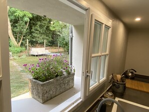 Interior - Gîte de Charme en Médoc à Proximité des Plages-grande Piscine au sel (Saint-Christoly-Médoc)