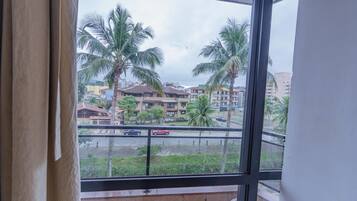 Tremannsrom – deluxe | Minibar, wi-fi (inkludert) og sengetøy