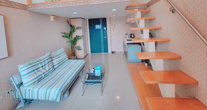 樓中樓溫泉大浴缸(也有平面房型),免費停車,10秒到礁溪湯圍溝溫泉公園