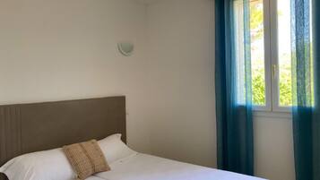 3 chambres, accès Internet, draps fournis